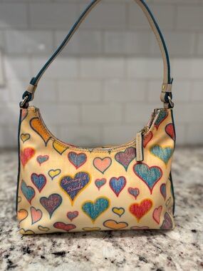 Cream Heart-Print Shoulder Bag with Multicolor Accents